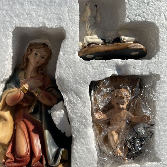 Christmas Nativity  W/ Kings & Shepherd Holy Family Shepherd Boy 34997 - Picture 3 of 10